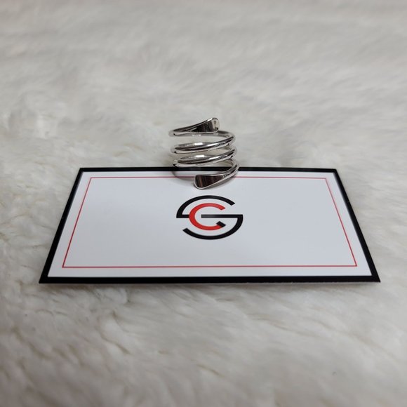 Ring Twirled Design - Picture 6 of 7